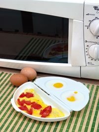 OMLETA SI OCHIURI LA MICROUNDE - OMLETA SI OCHIURI LA MICROUNDE